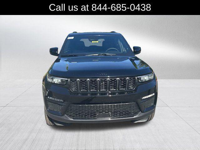 new 2025 Jeep Grand Cherokee car, priced at $41,510