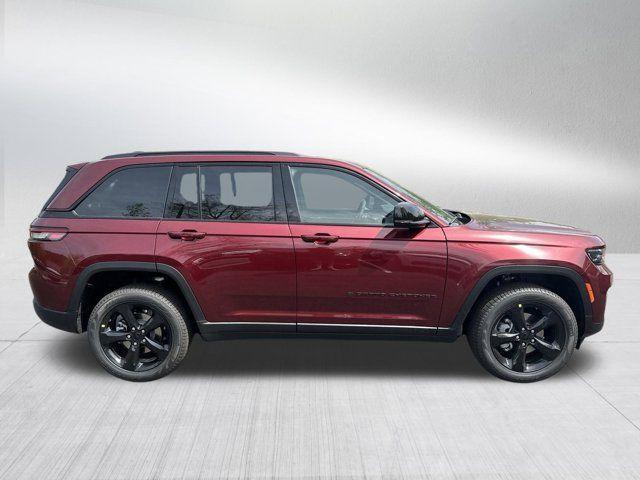 new 2024 Jeep Grand Cherokee car, priced at $45,305