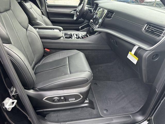 new 2025 Jeep Wagoneer L car, priced at $70,675