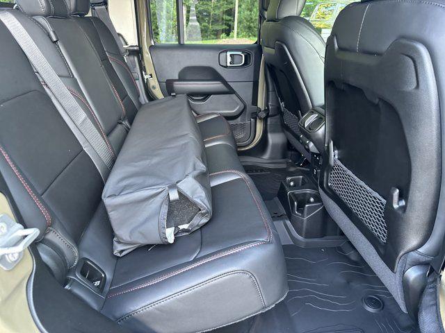 new 2025 Jeep Gladiator car, priced at $46,795