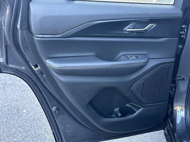 new 2025 Jeep Grand Cherokee car, priced at $35,730