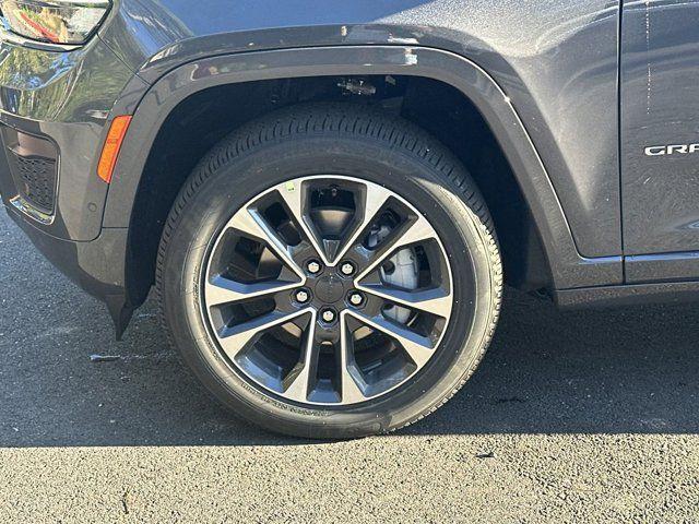 new 2025 Jeep Grand Cherokee car, priced at $66,030