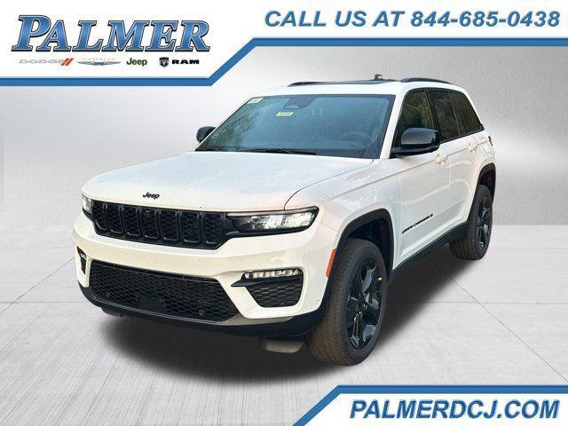 new 2025 Jeep Grand Cherokee car, priced at $43,840