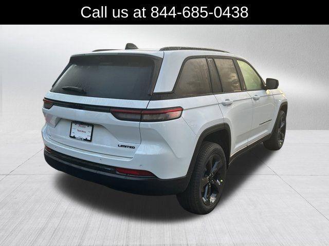 new 2025 Jeep Grand Cherokee car, priced at $43,840