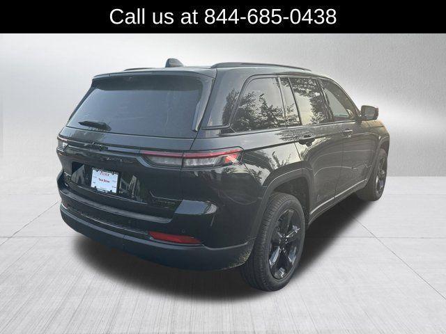 new 2025 Jeep Grand Cherokee car, priced at $47,430