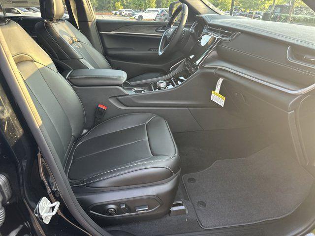 new 2025 Jeep Grand Cherokee car, priced at $47,430