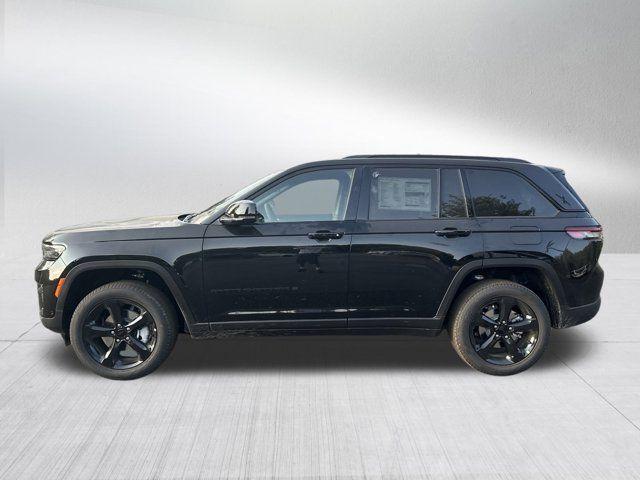 new 2025 Jeep Grand Cherokee car, priced at $47,430