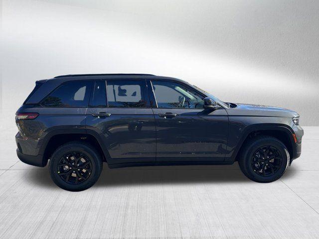 new 2025 Jeep Grand Cherokee car, priced at $37,730
