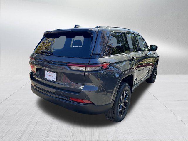 new 2025 Jeep Grand Cherokee car, priced at $37,730