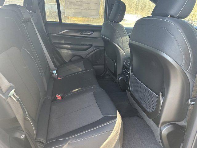 new 2025 Jeep Grand Cherokee car, priced at $30,991