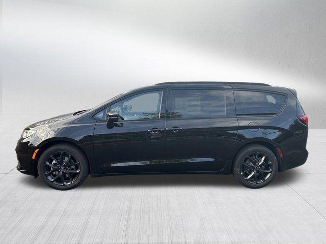 new 2026 Chrysler Pacifica car, priced at $45,535