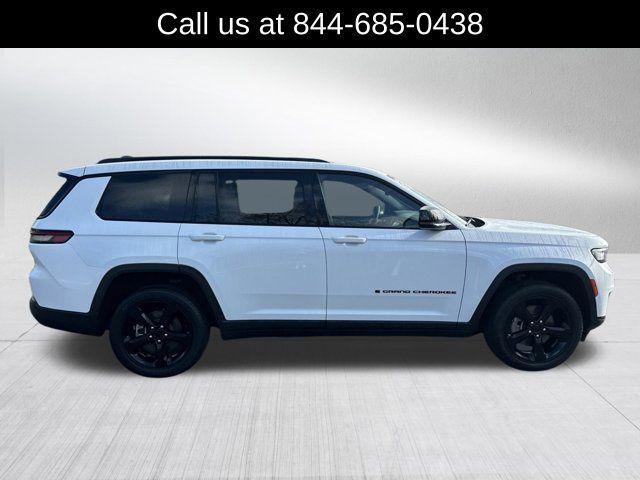 used 2023 Jeep Grand Cherokee L car, priced at $28,991