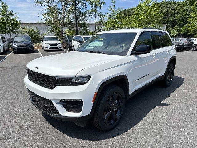 new 2024 Jeep Grand Cherokee car, priced at $41,425