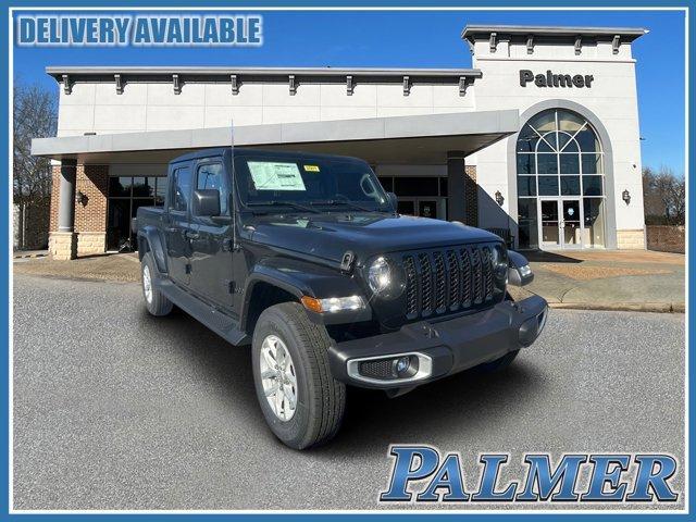 new 2023 Jeep Gladiator car, priced at $42,250