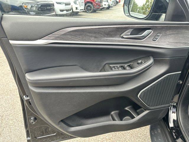 used 2021 Jeep Grand Cherokee L car, priced at $32,491
