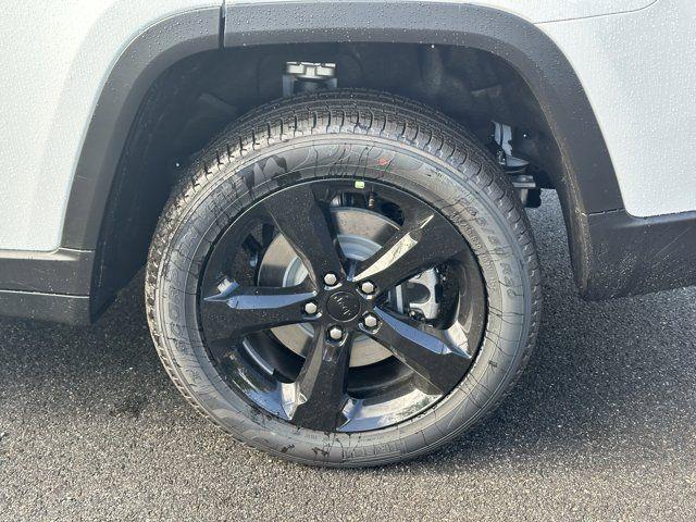 new 2025 Jeep Grand Cherokee L car, priced at $41,240