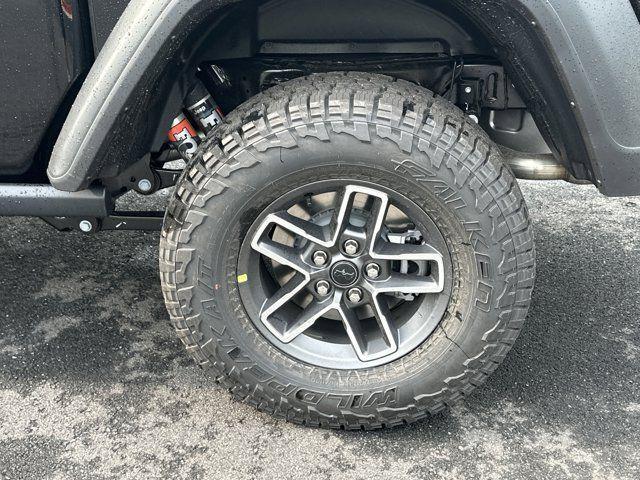 new 2025 Jeep Gladiator car, priced at $48,630