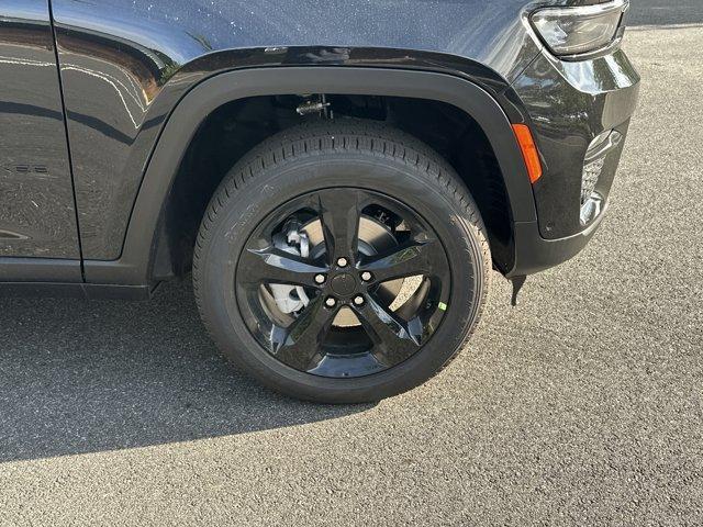 new 2025 Jeep Grand Cherokee car, priced at $46,435