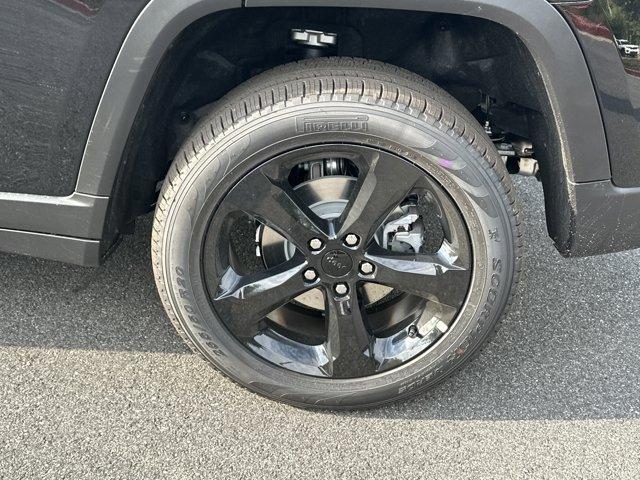 new 2025 Jeep Grand Cherokee car, priced at $46,435