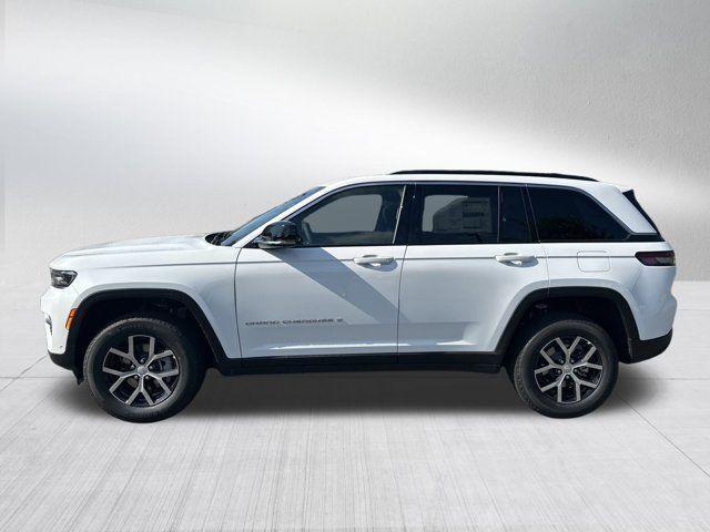 new 2025 Jeep Grand Cherokee car, priced at $41,340