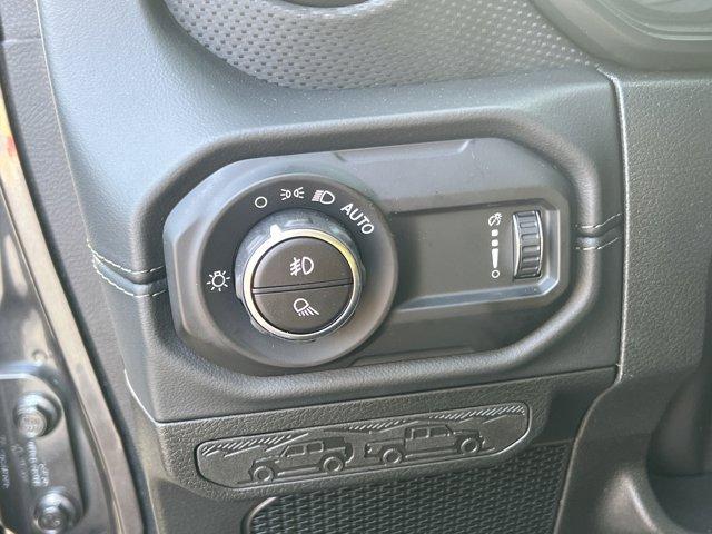 new 2026 Jeep Gladiator car, priced at $56,780