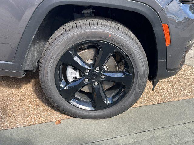 new 2025 Jeep Grand Cherokee L car, priced at $46,530