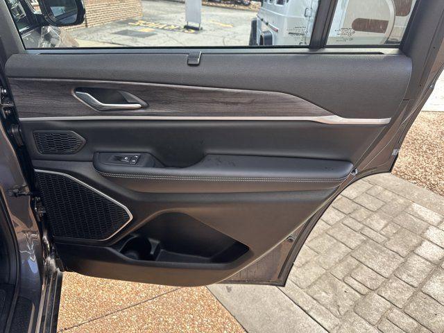 new 2025 Jeep Grand Cherokee L car, priced at $46,530