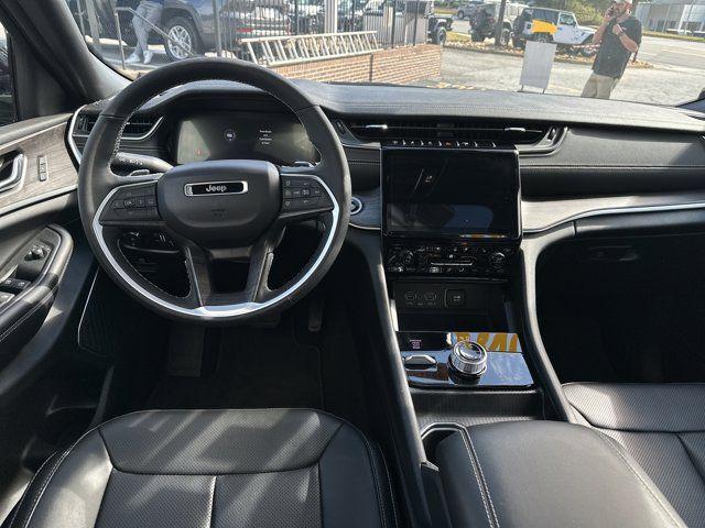 new 2025 Jeep Grand Cherokee L car, priced at $46,530