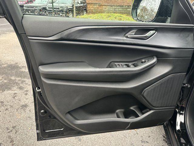 new 2025 Jeep Grand Cherokee L car, priced at $37,730