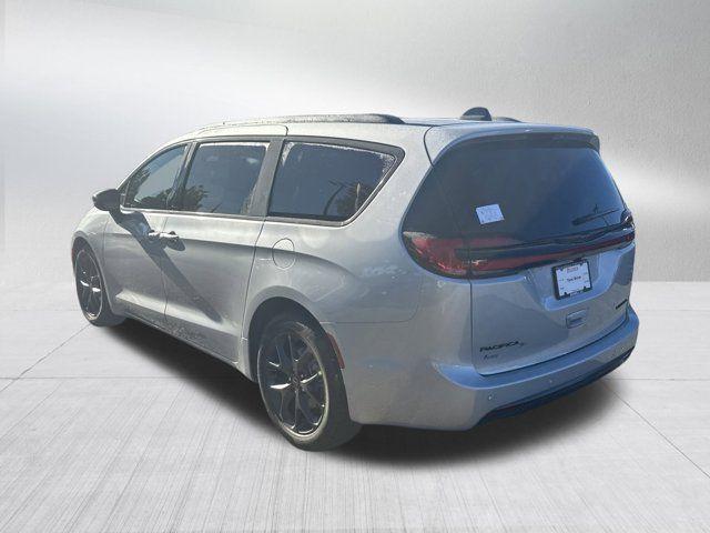 new 2026 Chrysler Pacifica car, priced at $46,240