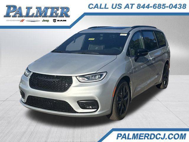 new 2026 Chrysler Pacifica car, priced at $47,240