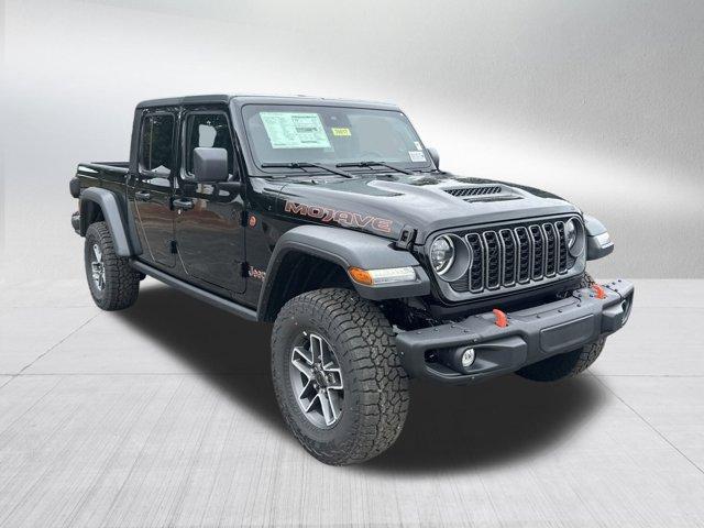 new 2025 Jeep Gladiator car, priced at $48,300