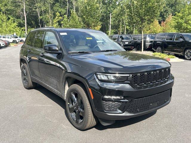 new 2024 Jeep Grand Cherokee car, priced at $47,455