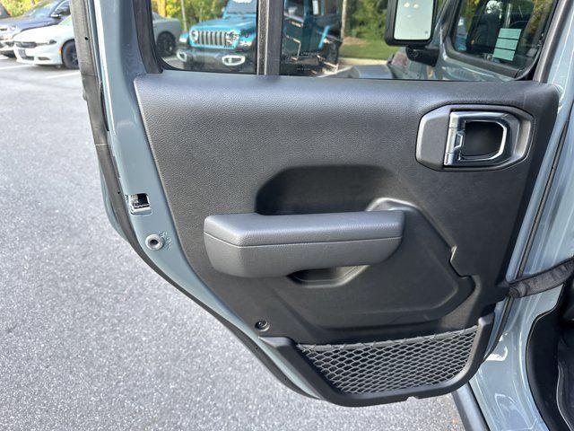 new 2025 Jeep Gladiator car, priced at $48,300