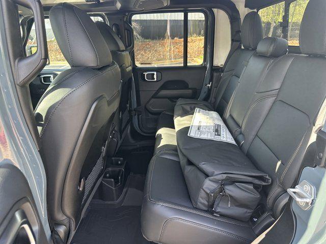 new 2025 Jeep Gladiator car, priced at $48,085