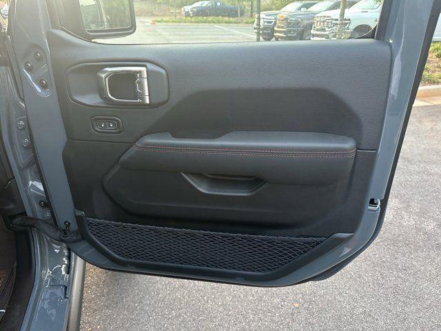 new 2025 Jeep Wrangler car, priced at $57,755