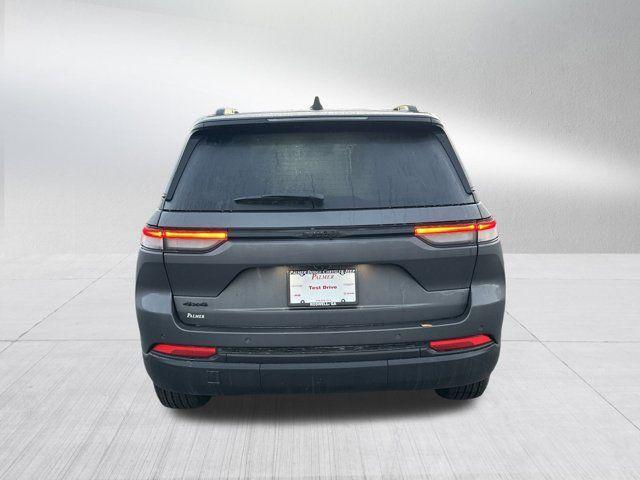 new 2025 Jeep Grand Cherokee car, priced at $37,730