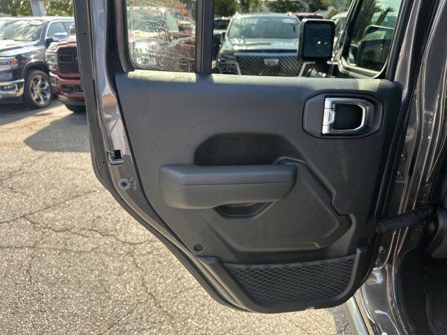 new 2025 Jeep Wrangler car, priced at $40,575