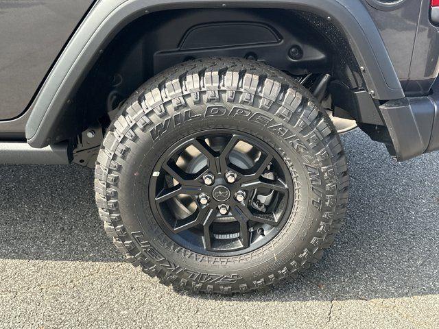 new 2025 Jeep Wrangler car, priced at $40,575