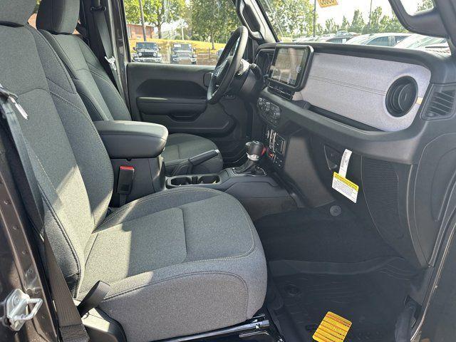 new 2025 Jeep Wrangler car, priced at $40,575