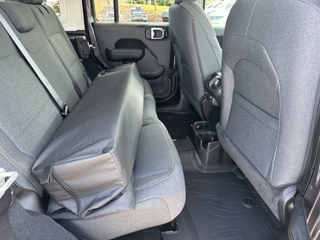 new 2025 Jeep Wrangler car, priced at $40,575