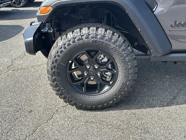 new 2025 Jeep Wrangler car, priced at $40,575
