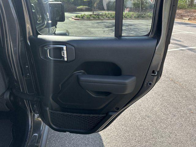 new 2025 Jeep Gladiator car, priced at $39,035