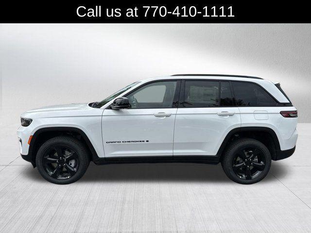 new 2024 Jeep Grand Cherokee car, priced at $47,635