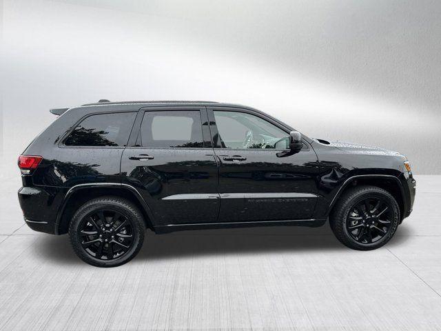 used 2022 Jeep Grand Cherokee WK car, priced at $26,491