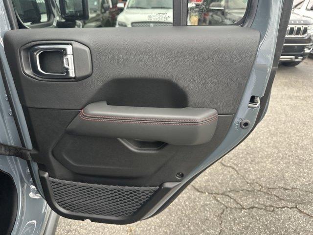 new 2025 Jeep Wrangler car, priced at $52,680