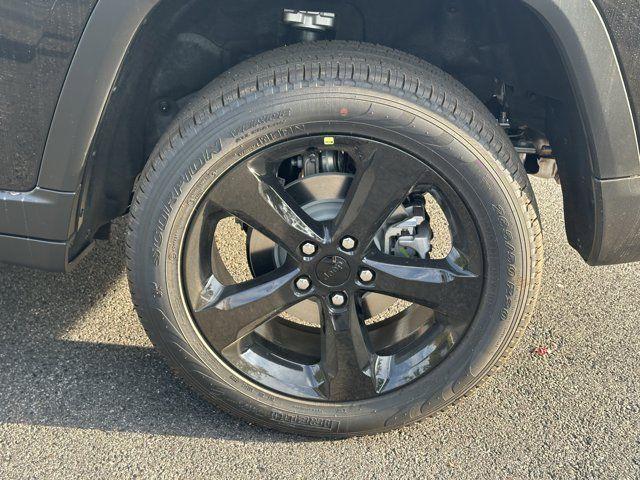 new 2025 Jeep Grand Cherokee car, priced at $44,435