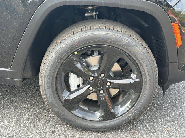 new 2025 Jeep Grand Cherokee car, priced at $44,435