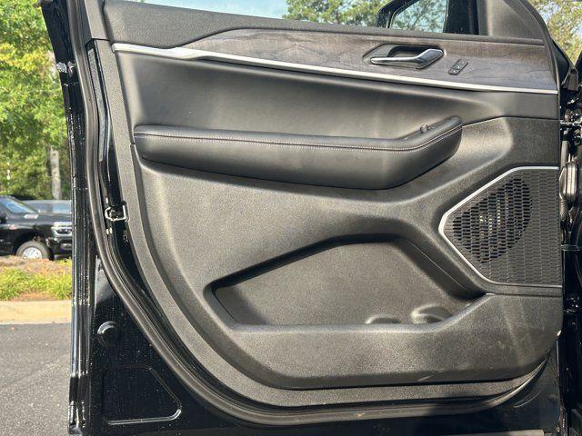 new 2025 Jeep Grand Cherokee car, priced at $44,435