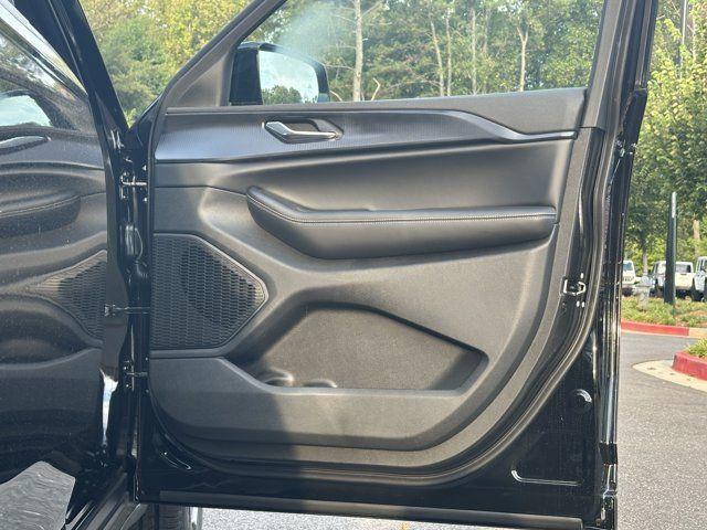 new 2025 Jeep Grand Cherokee L car, priced at $39,730